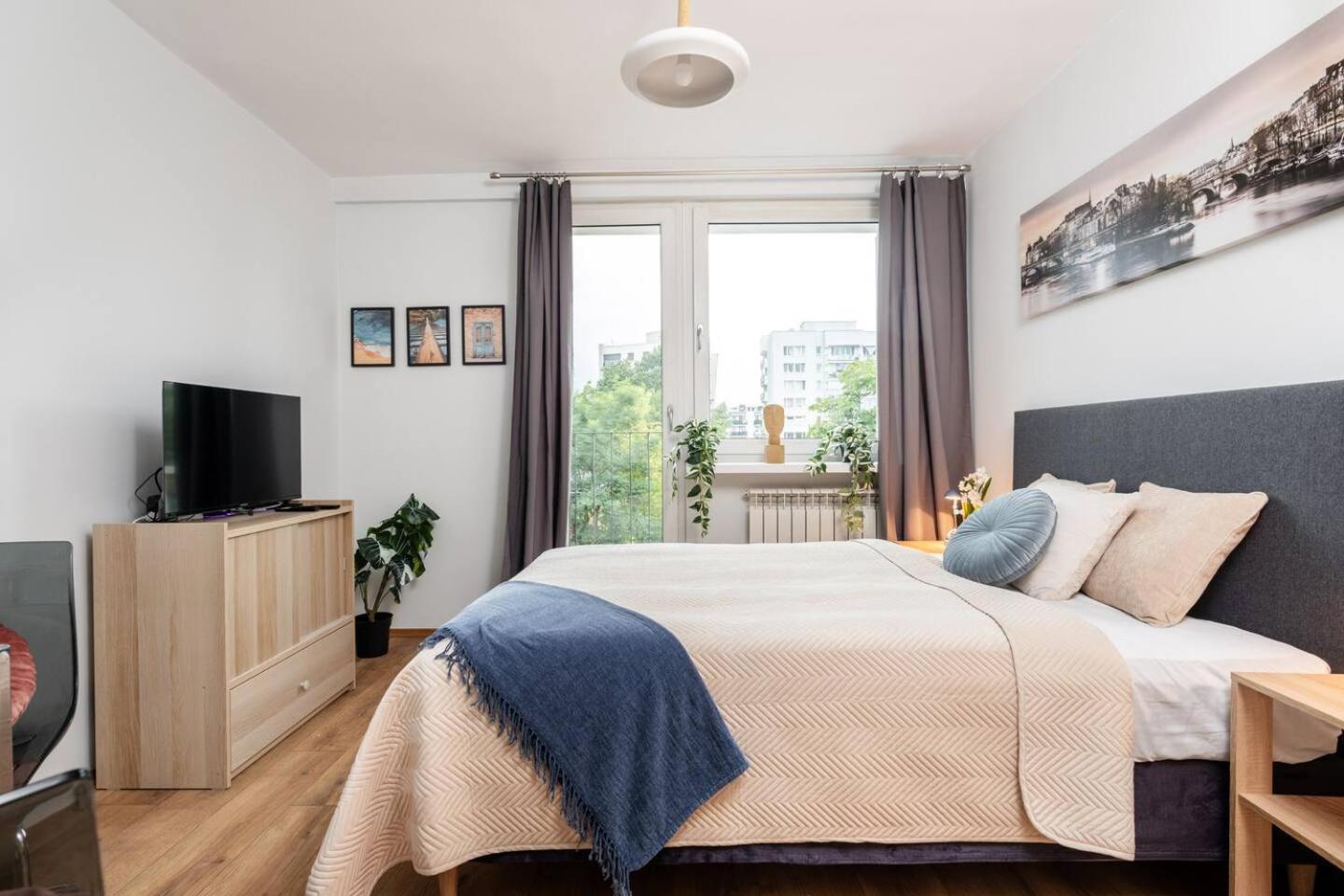 Apartment Raspberry Praga Poludnie Warsaw